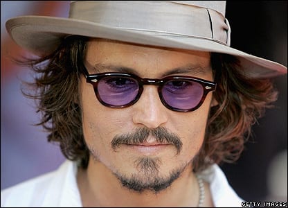 Johnny Depp on 41843326 Depp Close Getty Johnny Depp Compra 500 Giacche Per Le