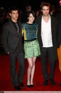 New moon i protagonisti incontrano i fan in inghilterra 076 normal