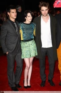 New moon i protagonisti incontrano i fan in inghilterra 076 normal