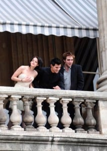 New Moon a Parigi
