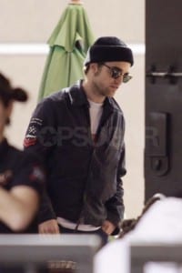 Robert pattinson sul set di eclipse a vancouver