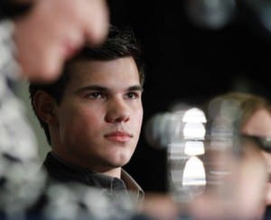 20100617 ROMA ACE CONF STAMPA DEL TERZO EPISODIO TWILIGHT Taylor Lautner nei panni di un licantropo oggi al cinema Adriano per la proiezione di alcune scene tratte dal terzo episodio di Twilight Roma FABIO CAMPANA