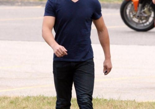 taylor lautner abducted 5 500x735
