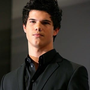 Taylor lautner05
