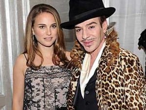 Natalie Portman e John Galliano