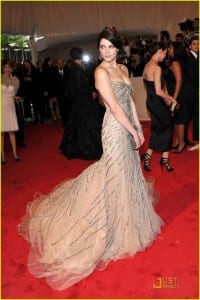 Ashley greene02