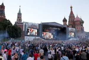 TRANSFORMERS 3: DARK OF THE MOON Linkin Park concert at Red Square