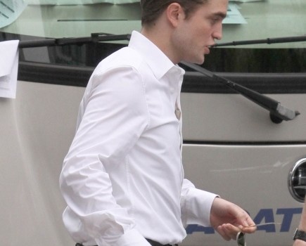 Robert Pattinson12