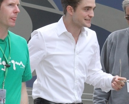 Robert Pattinson15