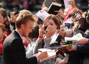 Tom Felton con i fan
