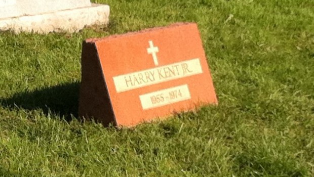 headstones2