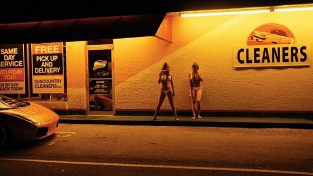 spring breakers una scena notturna del film 247728