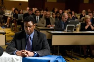 Denzel Washington in una scena del film