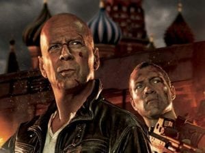 Bruce Willis e Jai Courtney, protagonisti di Die Hard - Un buon giorno per morire