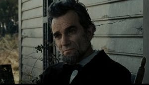 Daniel Day-Lewis è Abraham Lincoln nel film di Spielberg