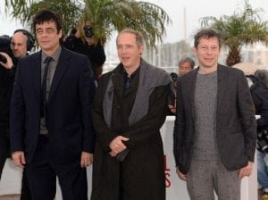 Benicio Del Toro, Arnaud Desplechin e Mathieu Amalric | © Samir Hussein/Getty Images