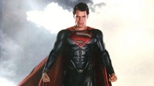 Henry Cavill è Superman ne L'uomo d'acciaio