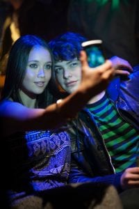 Katie Chang e Israel Broussard