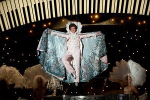 Douglas nei panni di Liberace
