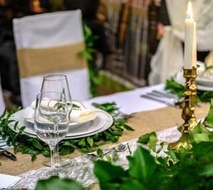 Una cena in un ristorante elegante