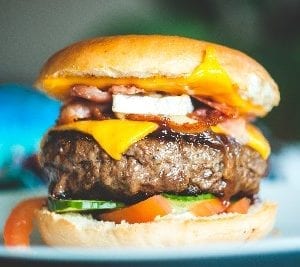 Un cheeseburger