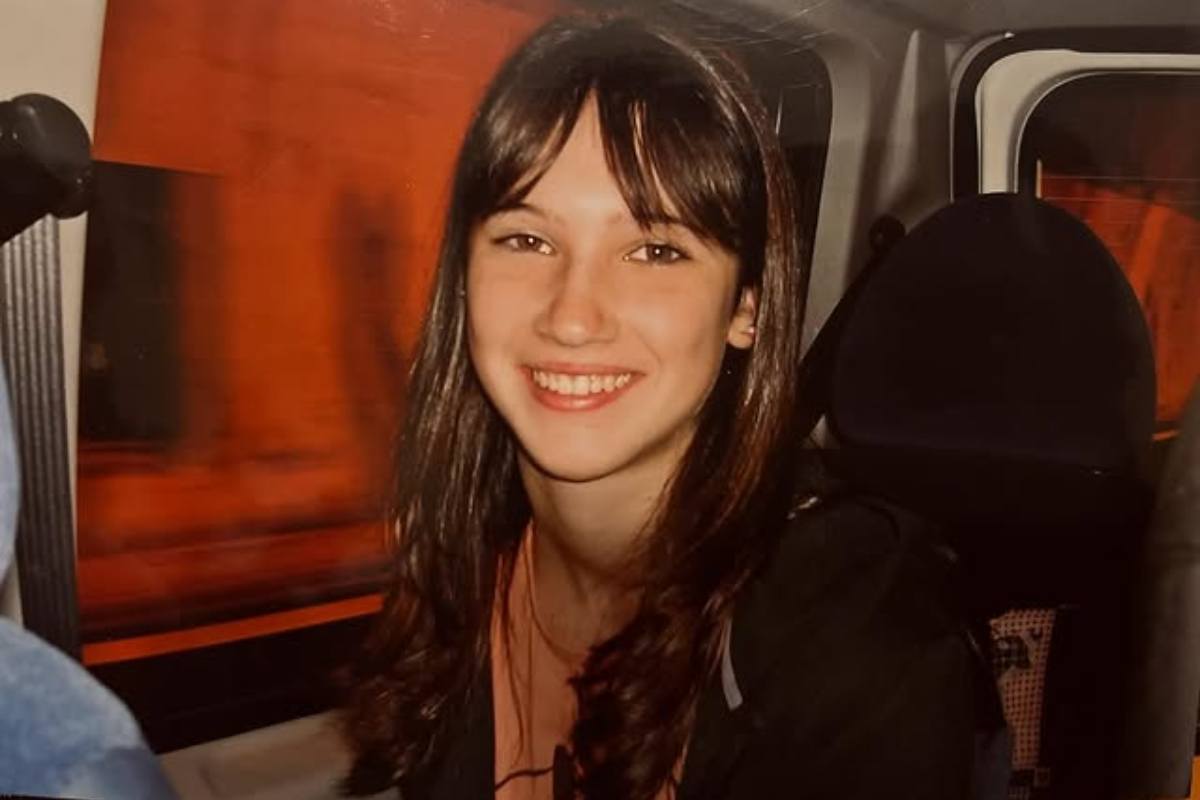 Ragazzina sorridente