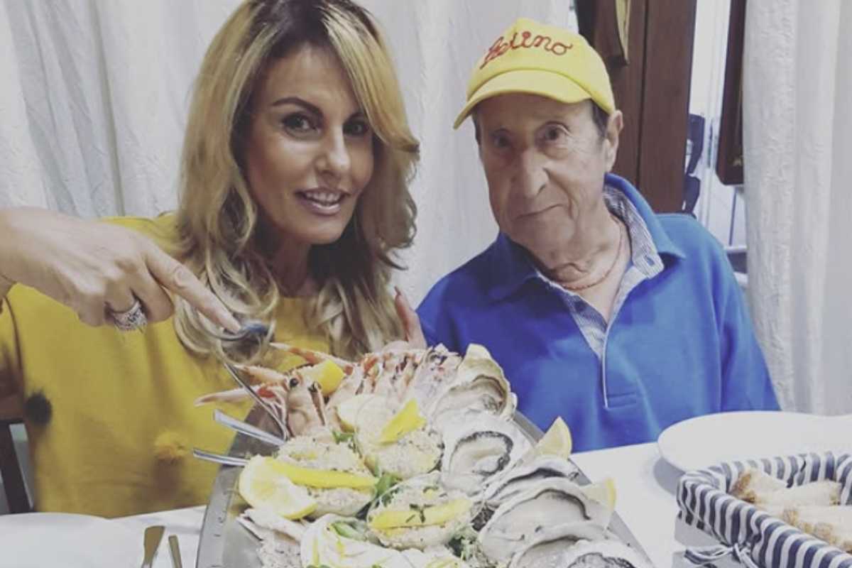 Oltre ai problemi di coppia, la loro storia è stata segnata anche da sfide personali. Alvaro ha affrontato diverse difficoltà di salute