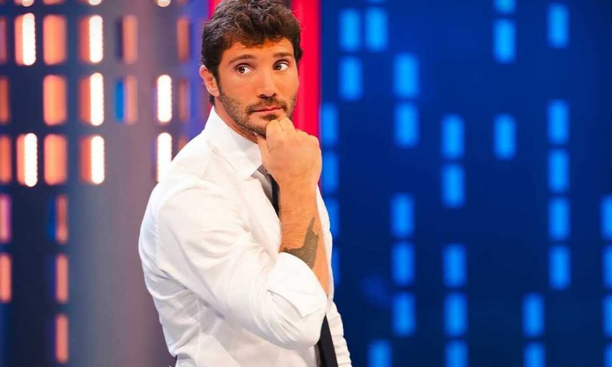Stefano De Martino, arriva il fermo Rai