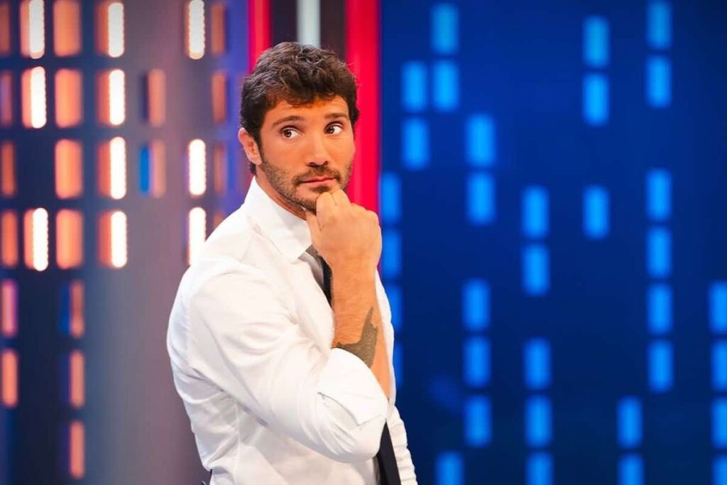 stefano de martino nuovo show rai