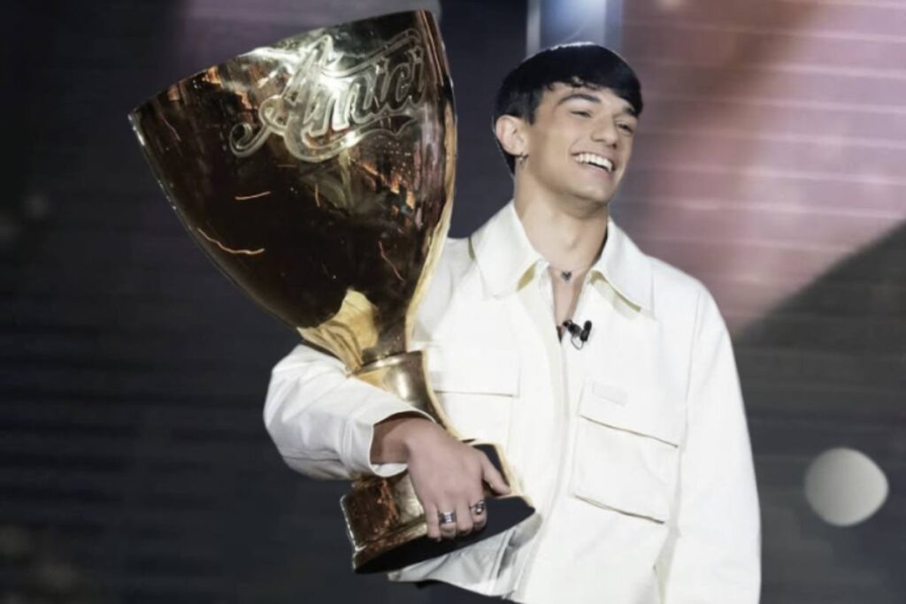 Il giovane ballerino ha aperto il cuore raccontando le emozioni più intense vissute durante il talent show di Maria De Filippi