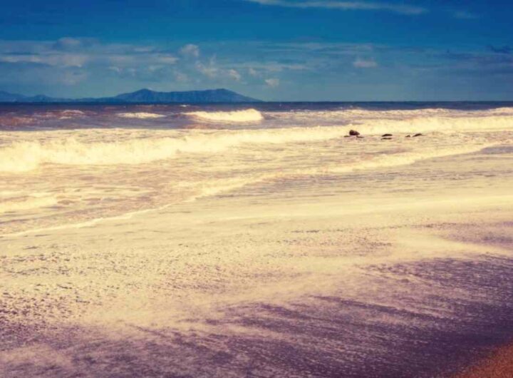 Brolo, mare cristallino