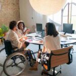 Bonus disabili 2025:, pioggia di agevolazioni per i titolari della 104