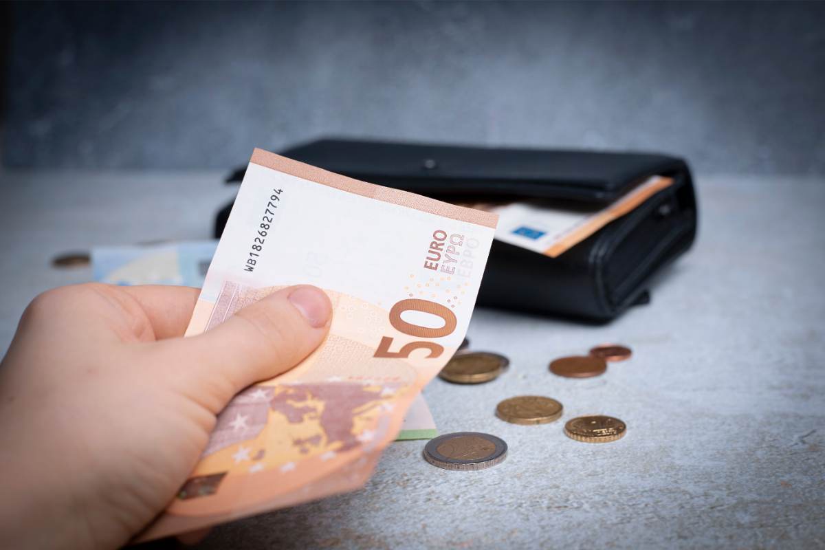 Soldi euro contanti