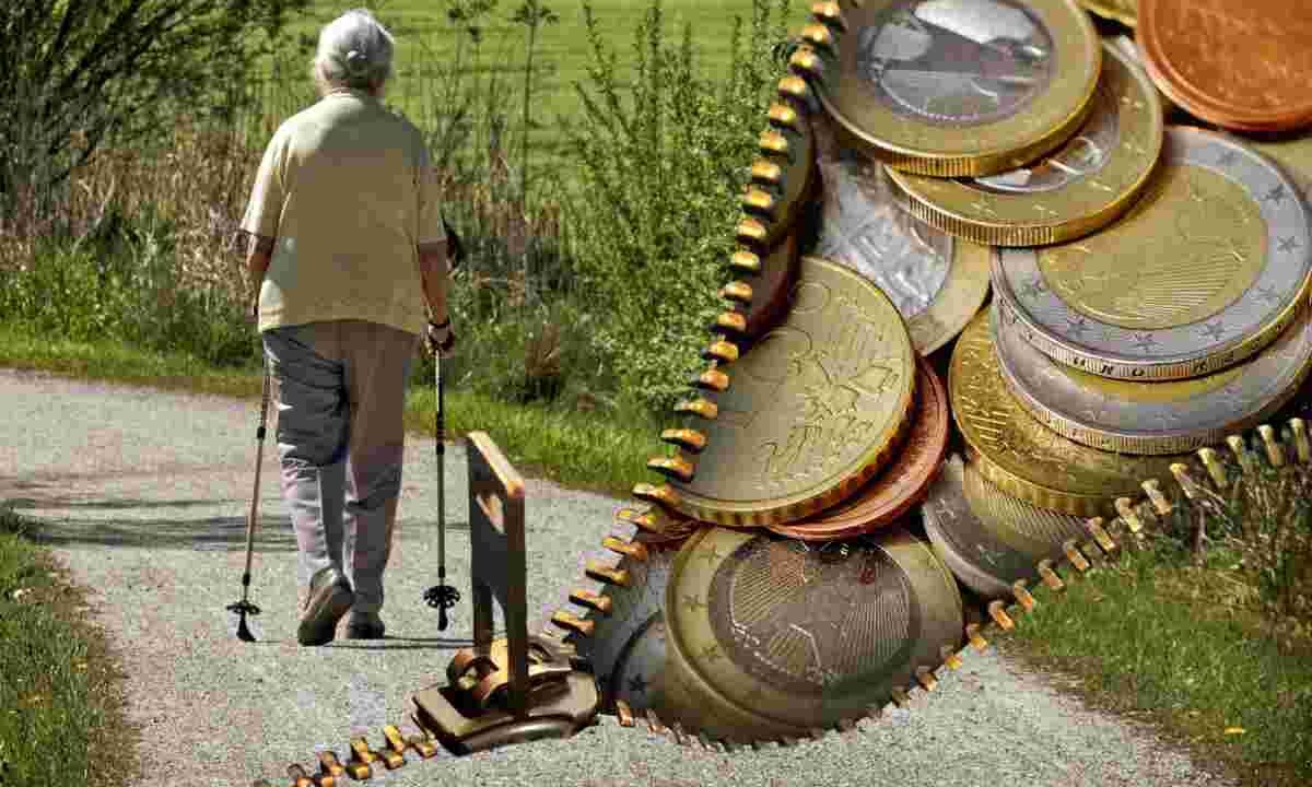 Allarme pensioni, 300 euro al mese dopo i 70 anni
