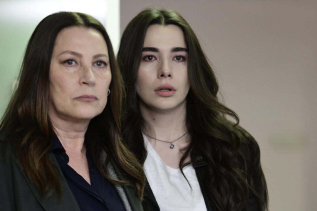 Tradimento La prossima puntata, prevista per venerdì 7 novembre alle 21:20 su Canale 5, si preannuncia ricca di colpi di scena