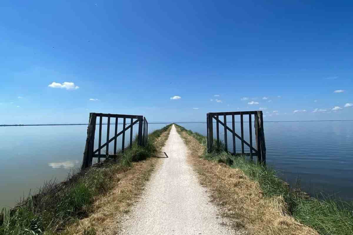 Si chiama l’argine degli angeli ed è la pista ciclabile più bella di Italia