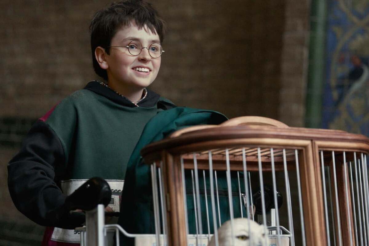 Il giovane attore Dominic McLaughlin nei panni di Harry Potter nel teaser ufficiale della nuova serie HBO in uscita a Natale 2026