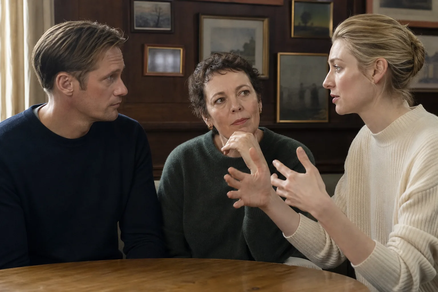 Wicker, la commedia romantica assurda di Alexander Skarsgård con Olivia Colman ed Elizabeth Debicki